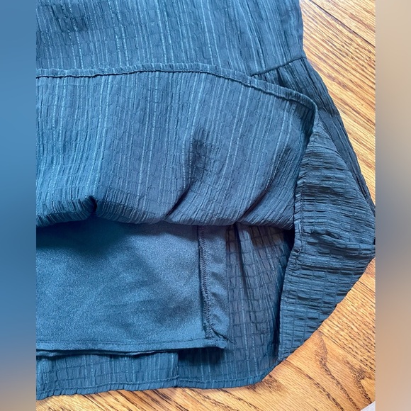 Who What Wear Flutter Sleeve Tiered Babydoll Dress, Small, EUC - Picture 5 of 7